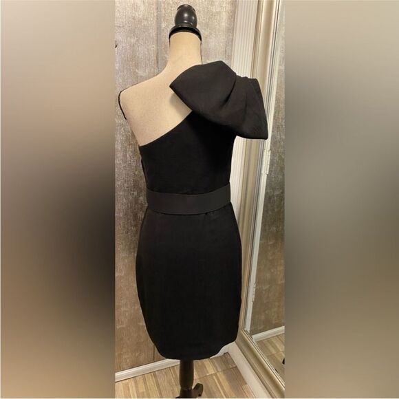 Marchesa Notte Elegant Black One-Shoulder bow detailed miniDress, US4 - Picture 4 of 12